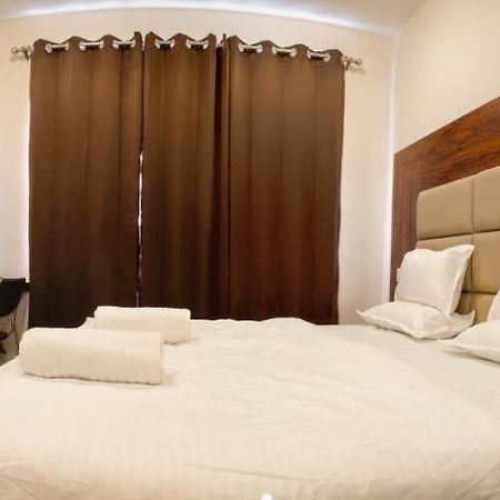 World Residences Srīnagar Dış mekan fotoğraf